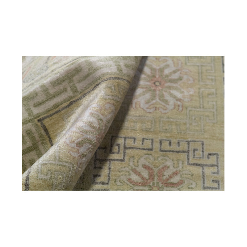 Silk Oriental Area Rug