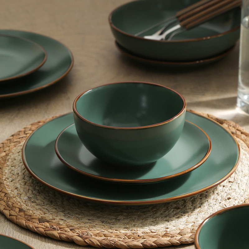 Brasa Dinnerware Set Stoneware, Black, 32