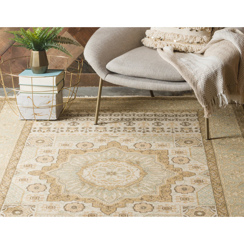 Tapis oriental crème / vert Ophelia, Rectangle 6 pi 1 po x 9 pi
