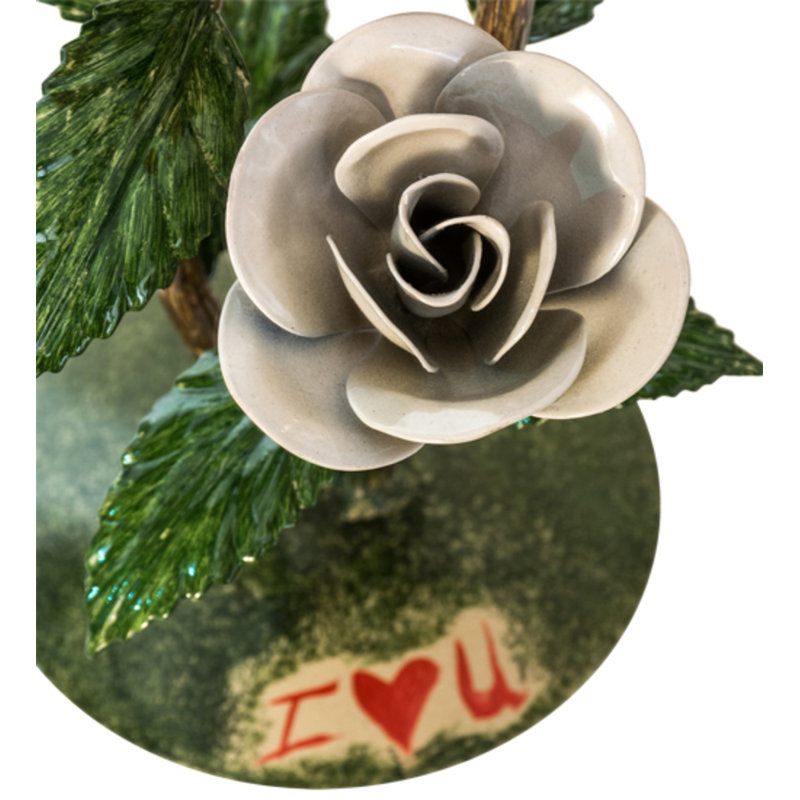 Rosa Sculpture