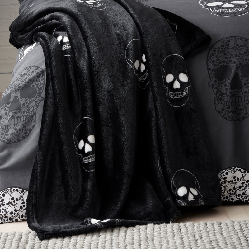 Skulls Cosy Fleece Throw