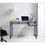 Le bureau Yasin avec beaucoup de rangement et un design élégant est parfait pour le bureau à domicile et l'organisation des études