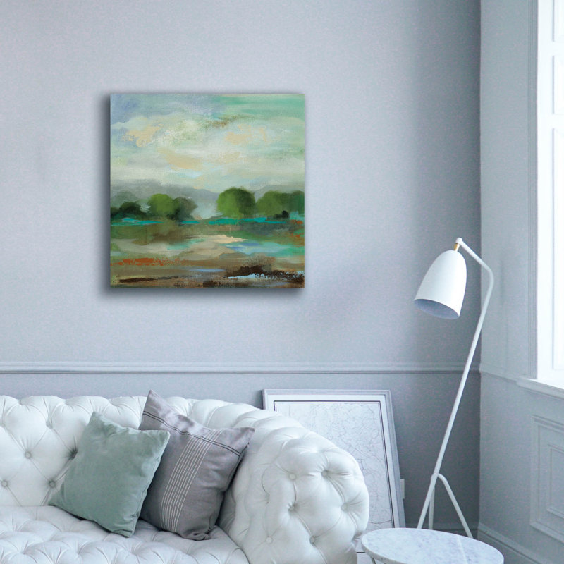 «Une surprise Clouds I» par Silvia Vassileva, art mural sur toile, H 37 po x l 37 po x P 1,5 po