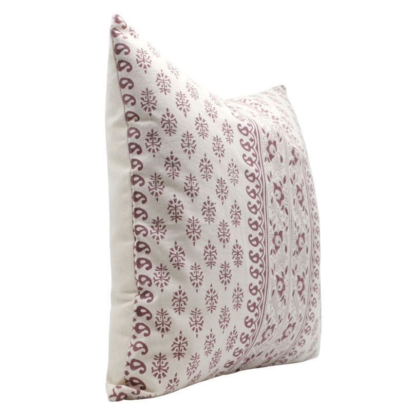 Coussin décoratif à motif de blocs de tissu fabriqué à la main Fabividine - fleur buta, H 26 po x l 26 po