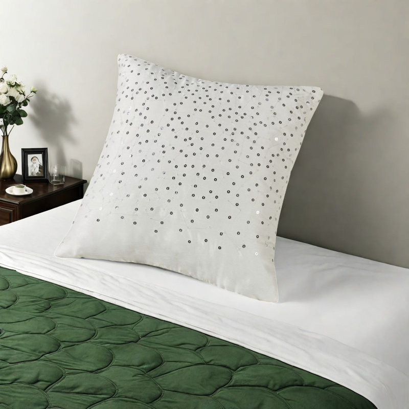 Luxurious Polyester Jacquard Bedding Sets, Navy Transitional Style For Home