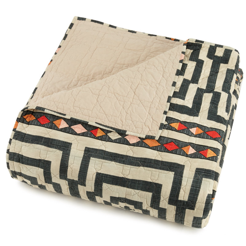 Hypnotic 100% Cotton Boho Lightweight Quilt Set, Full/Queen Quilt + 2 Shams, Dark Gray/Natural