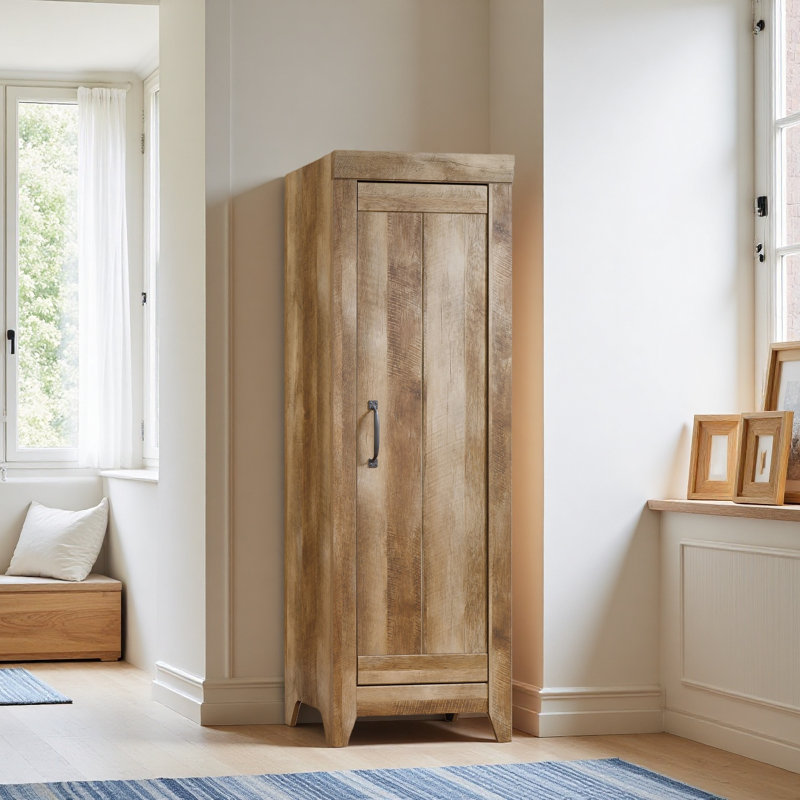 Armoire de rangement étroite