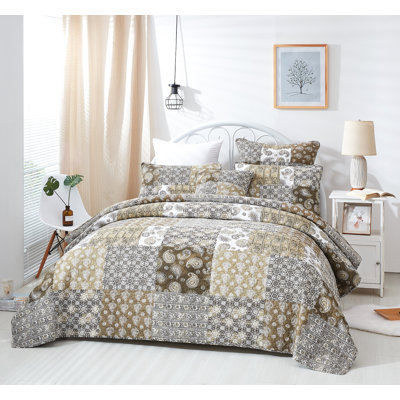 Paisley Coverlet