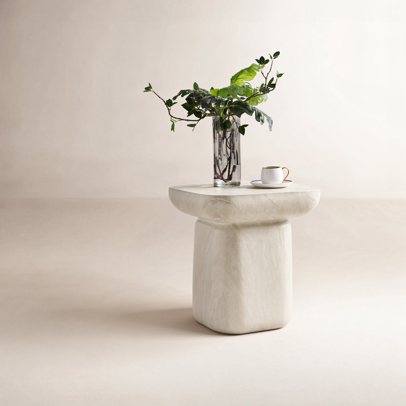Table de bout moderne en béton 19,75 po Avin Alduara, Beige