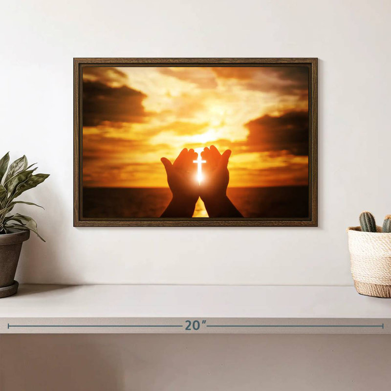Religion, 13 po x 9 po, Cadre flottant noyer