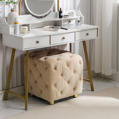 Repose-pieds velouté à maquillage multi-usages