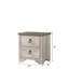 Ensemble de 1 table de chevet vieillie à 2 tiroirs de style chalet en bois flotté contrastant avec quincaillerie traditionnelle en bois