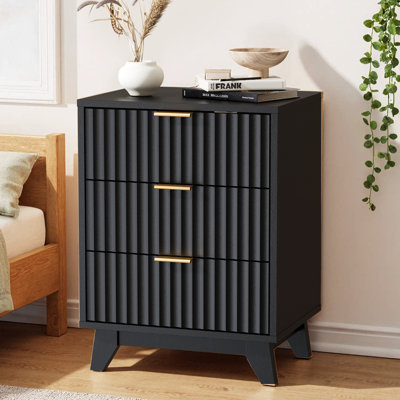 Grille 17 tiroirs 17,72 pouces Vredenburgh avec prises de courant standard américaines