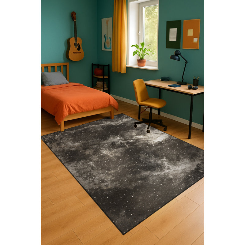 Tapis noir Mosso, 4'11" x 7'7"