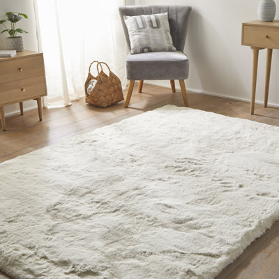 HEAVENLY Solid Colour Machine Made Area Rug