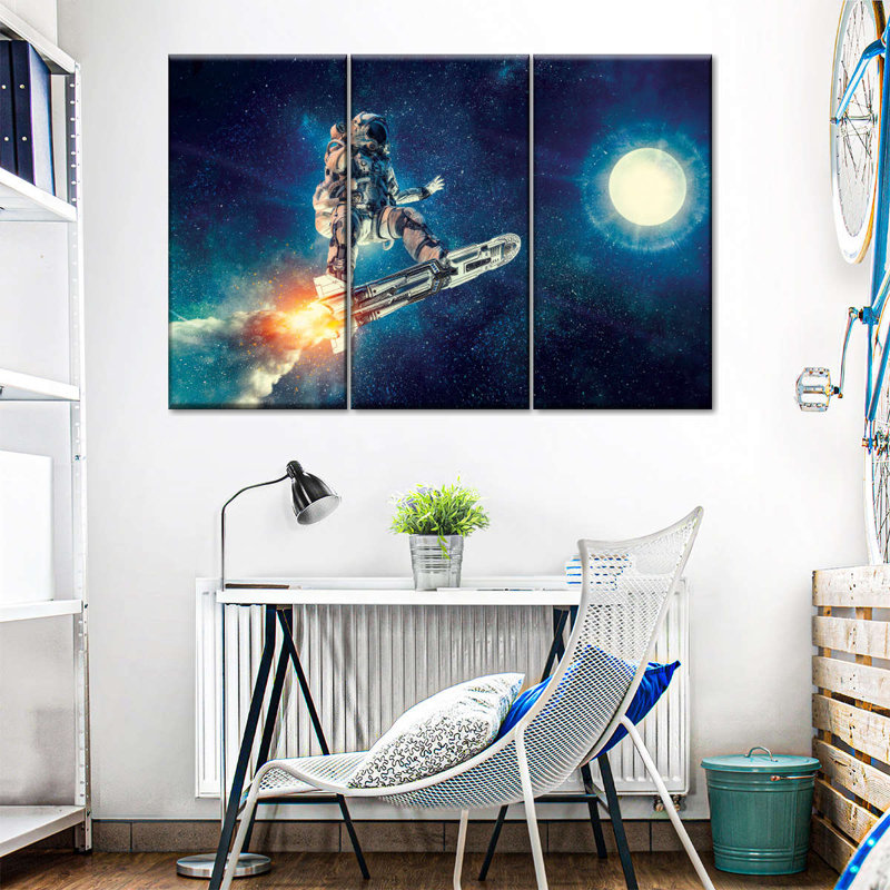 «Rocket Skateboard Astronaut», reproduction sur toile 3 pièces par Neo Mécanica, H 20 po x l 33 po x P 1,25 po