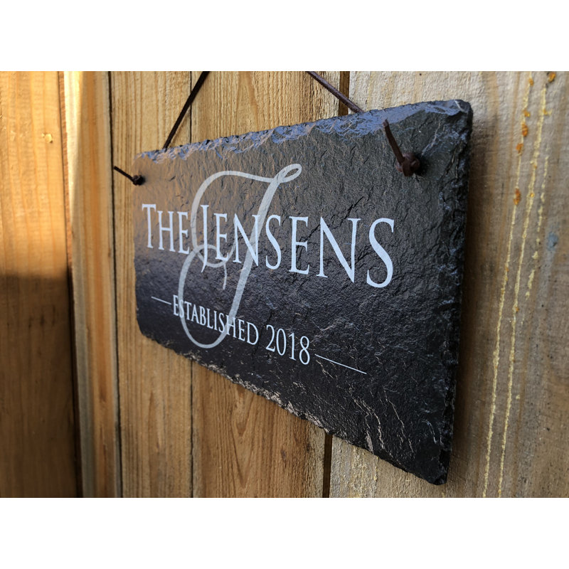 Plaque d'adresse Sassy, Oui