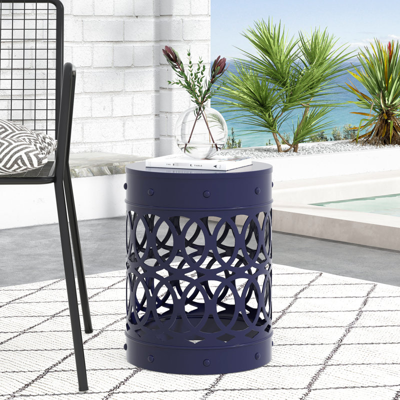 Grande table d'appoint moderne en métal pour l'extérieur. Bleu marine, fabrication en fer. Thermolaqué, sans assemblage. Grande table moderne de 13,99 po x 13,99 po x 18,51 po, 4,68 lb. Structure thermolaquée de 13,99 po x 18 po
