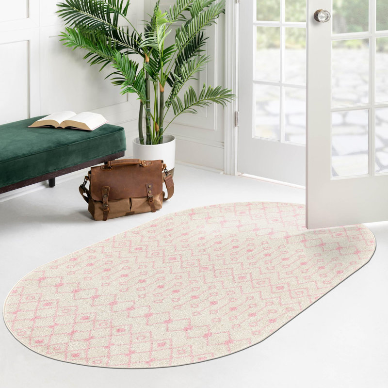Tapis en polypropylène tissé à la machine Briehn, Ovale 5 pi 3 po x 8 pi