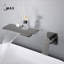 Robinet de salle de bain mural