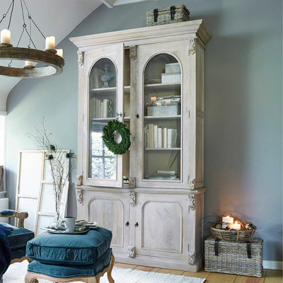 Bois blanc massif + vitrines en verre