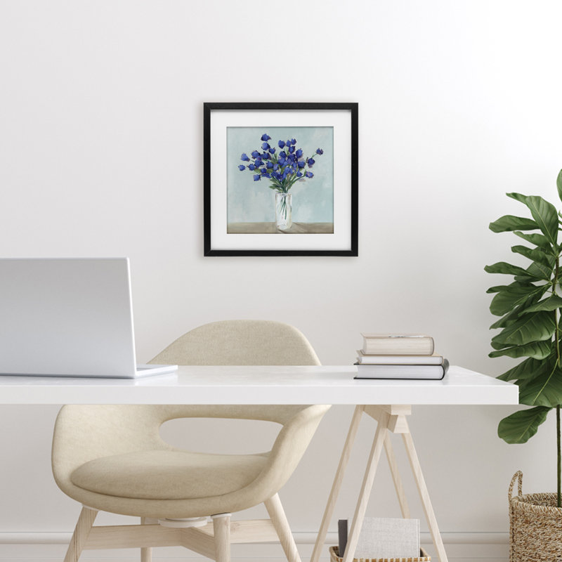 «Blossoms Of Indigo», reproduction sous verre encadrée, design par Aria K., H 13 po x l 13 po, Cadre noir minuit