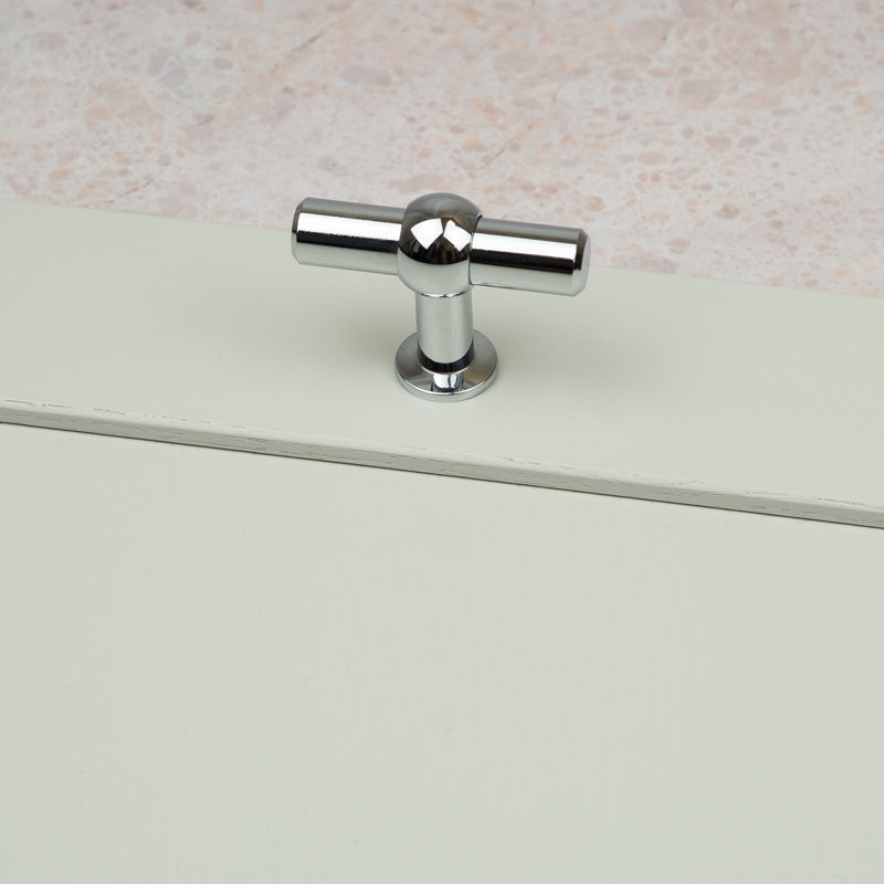Polished Chrome Chunky Clasp Detail T-Bar Handle & Coordinating Pull Knob, T-Bar Pull