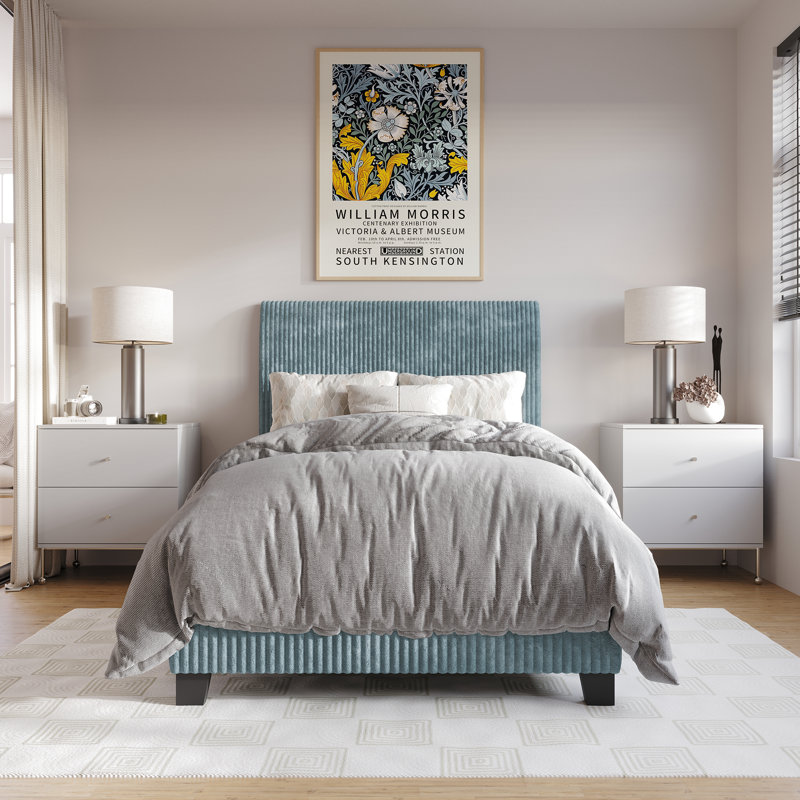 Lit tapissier en velours Pravesh, Simple, Bleu clair