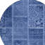 Tapis d'intérieur rond lavable en patchwork bleu marine et bleu denim HomeRoots 8 pi