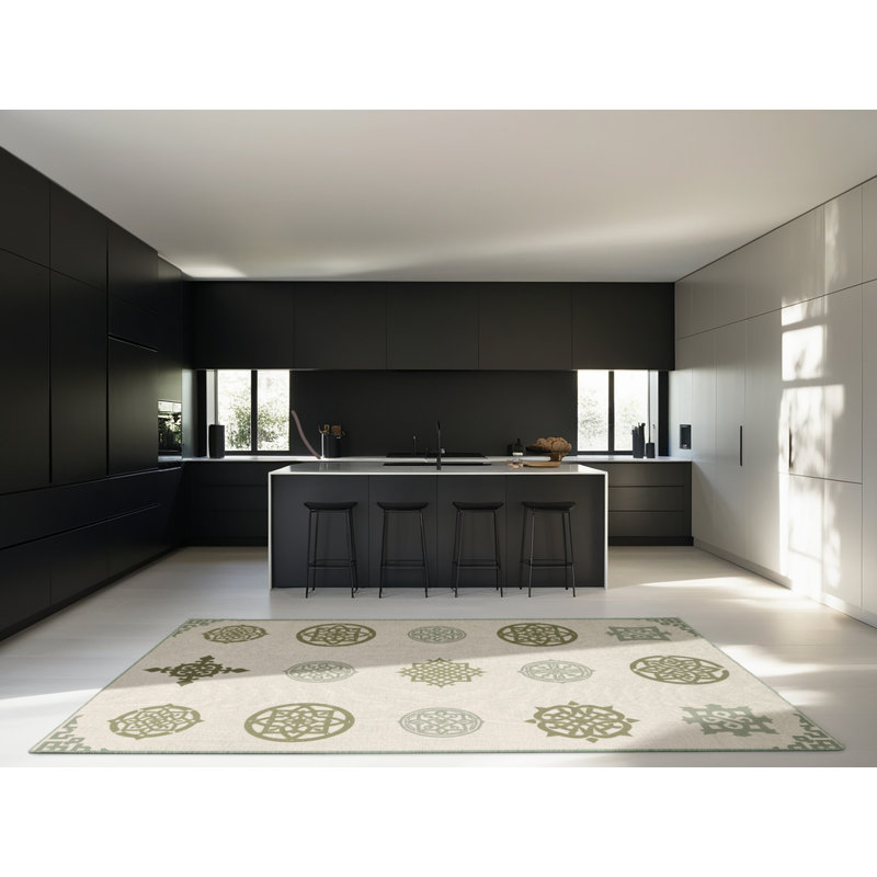 Tapis moelleux moelleux à motif abstrait moderne et contemporain beige Feeney St Patties - reliure vert sauge, 7 x 9