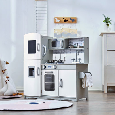 Eady Kitchen Set