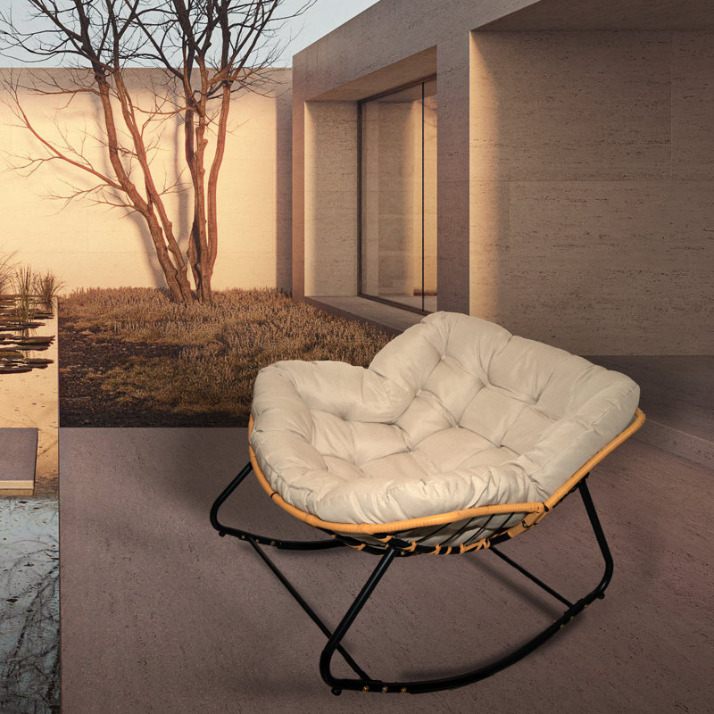 Fauteuil à bascule relaxant en métal au design moderne pour l'intérieur et l'extérieur