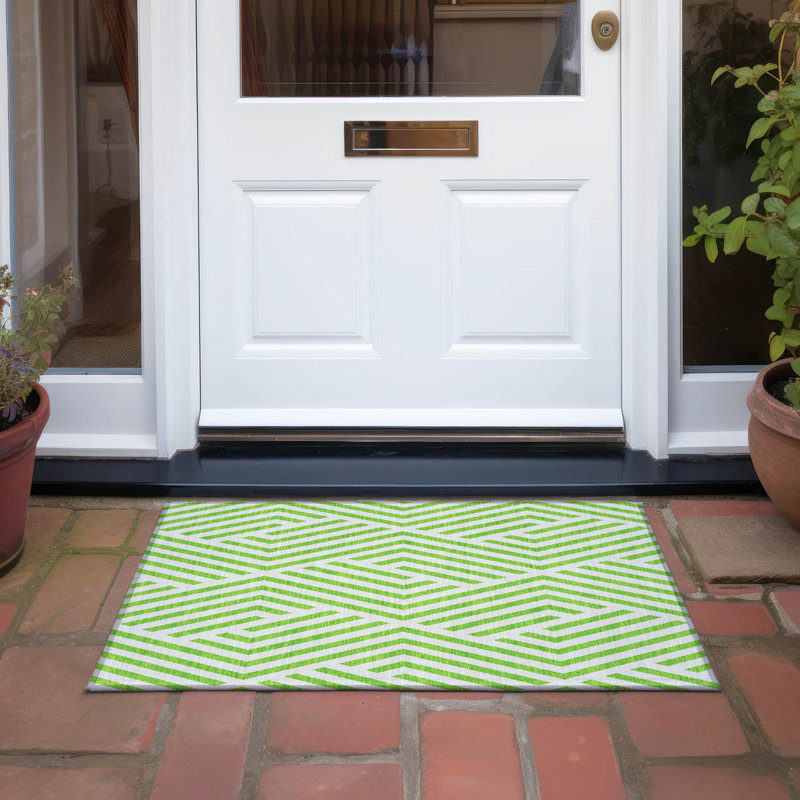 Tapis intérieur / extérieur en polyester tissé à la machine Altair, Rectangle 1 pi 8 po x 2 pi 6 po