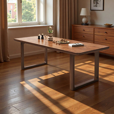Simple and elegant solid wood dining table