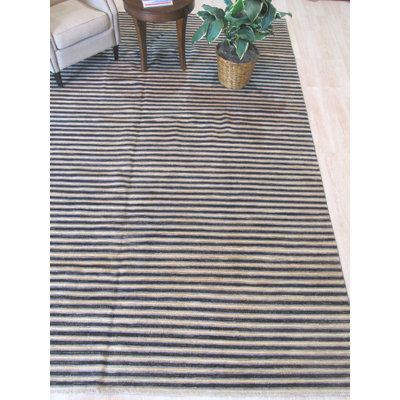 Tapis rayé multicolore en laine noué à la main