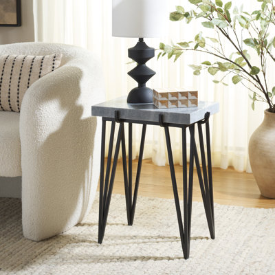 Table d'appoint en marbre Rolf