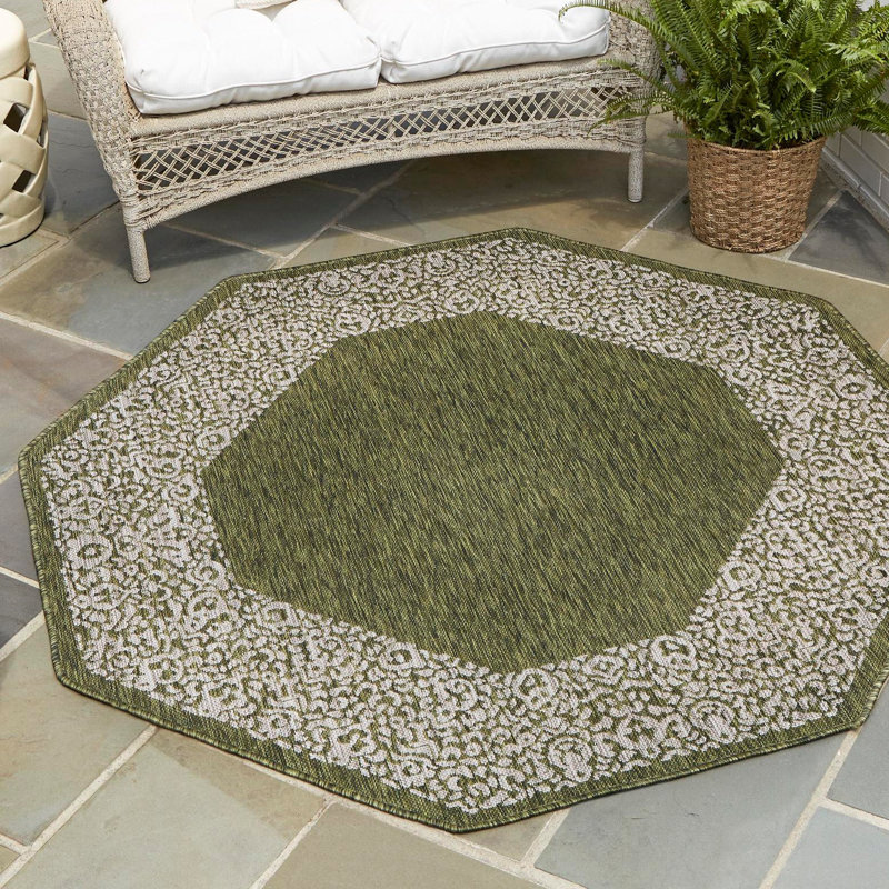 Tapis d'intérieur / extérieur vert Finbar, Octogone 7 pi 10 po x 7 pi 10 po