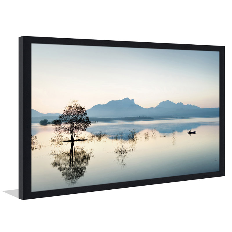 Coastal, 27.5" H x 39.5" W x 0.75" D