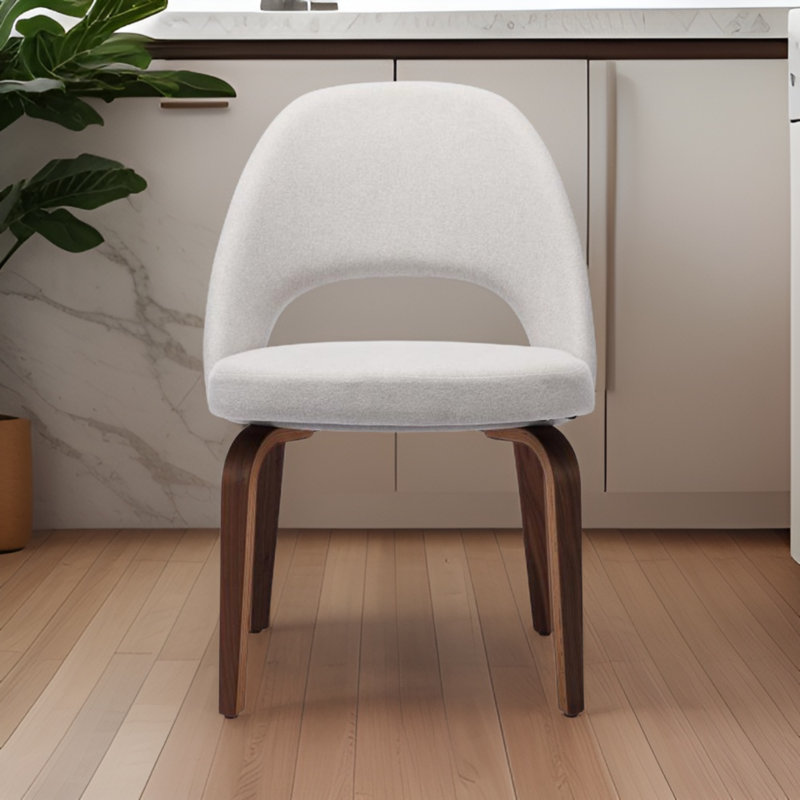 Chaise Malnar