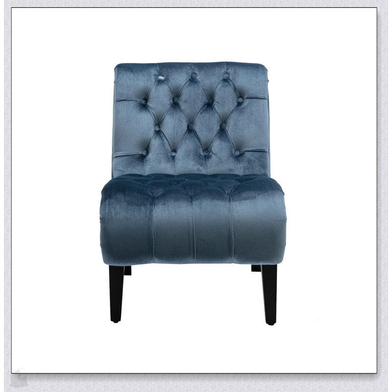Fauteuil d'appoint confortable en velours pour différentes pièces, rehaussant le décor et offrant des sièges luxueux