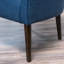 Baignoire confortable en tissu bleu marine, coussin moelleux, revêtement en tissu club élégant, bouton, structure en bouleau-523573521