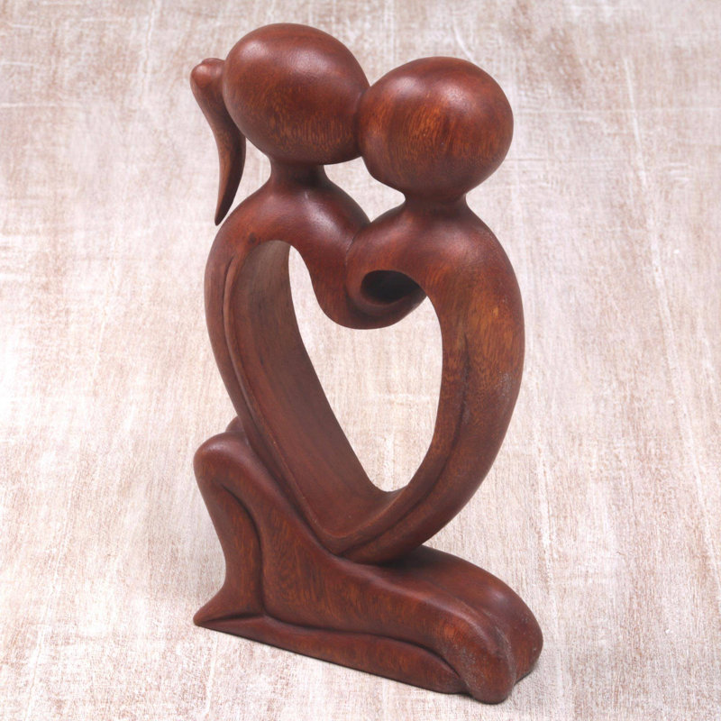 Statue en bois eternal bond Mccarver
