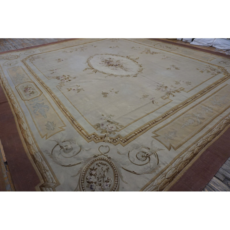 Hand Knotted Wool Oriental Area Rug