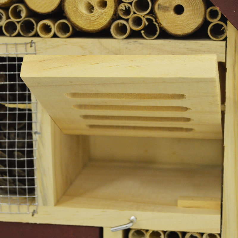 Insect Cottage Hanging/Free Standing House