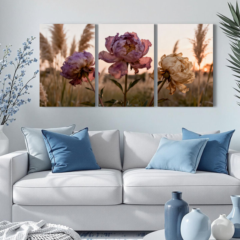 Ensemble de 3 tableaux sur toile tendue représentant des pivoines au coucher du soleil dans un champ, H 24 po x l 48 po