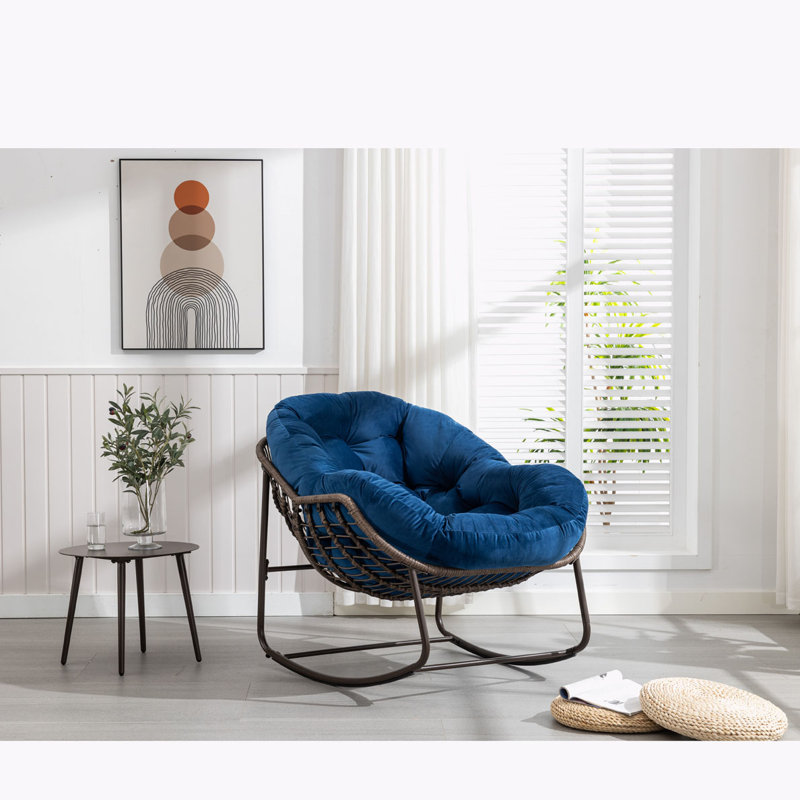 Chaise berçante d'extérieur en rotin, Marine