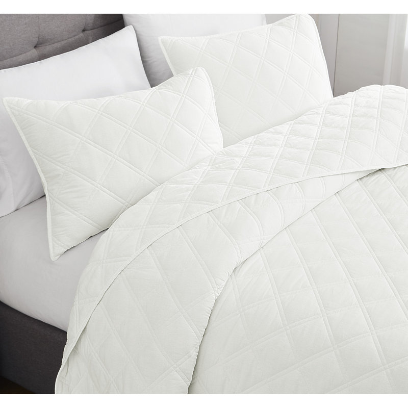 Brooklyn Loom Diamond Washed Cotton Quilt Set, Queen Quilt  + 2 Shams, White