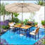 Table de salle à manger rectangulaire stable en faux bois avec trou pour parasol