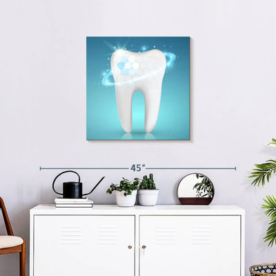 Alcaraz Glowing Healthy Tooth