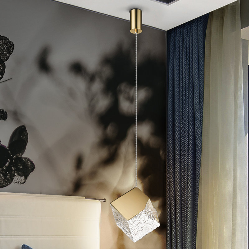 Aveah 1 - Light Pendant, Gold